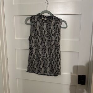 Sleeveless Snake Patterned Top